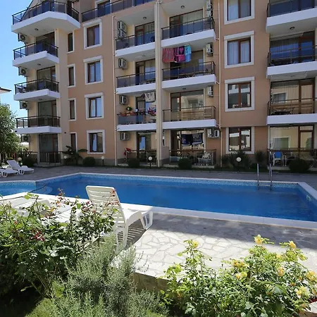 In Rif 2 Apartment *
